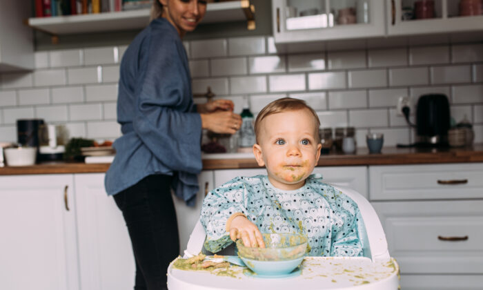 Lęk, radość, złość – o emocjach rodziców związanych z jedzeniem dzieci