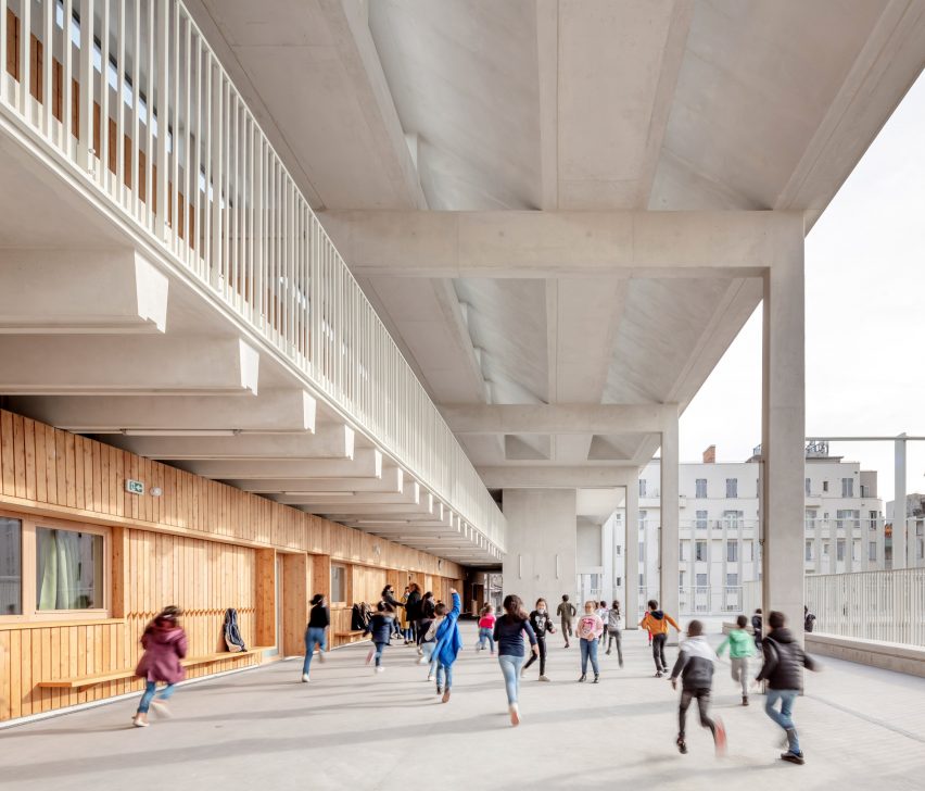 antoine-de-ruffi-school-tautem-architecture-education-france_dezeen_2364_col_13-852x728-1.jpeg