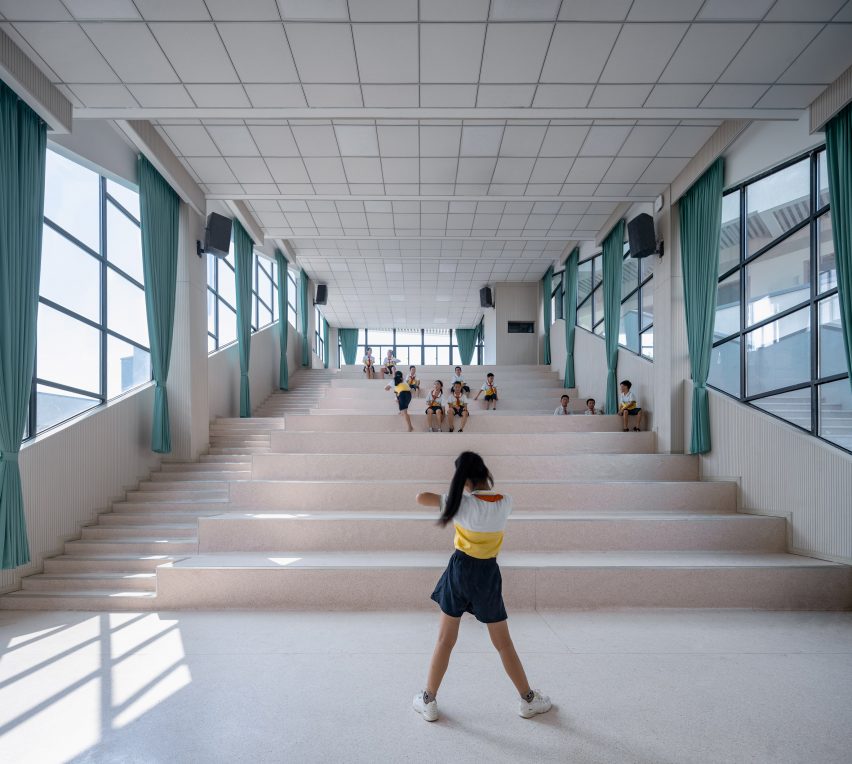 er-du-primary-school-paul-mok-qia-jiayu-china-architecture_dezeen_2364_col_14-852x764-1.jpeg
